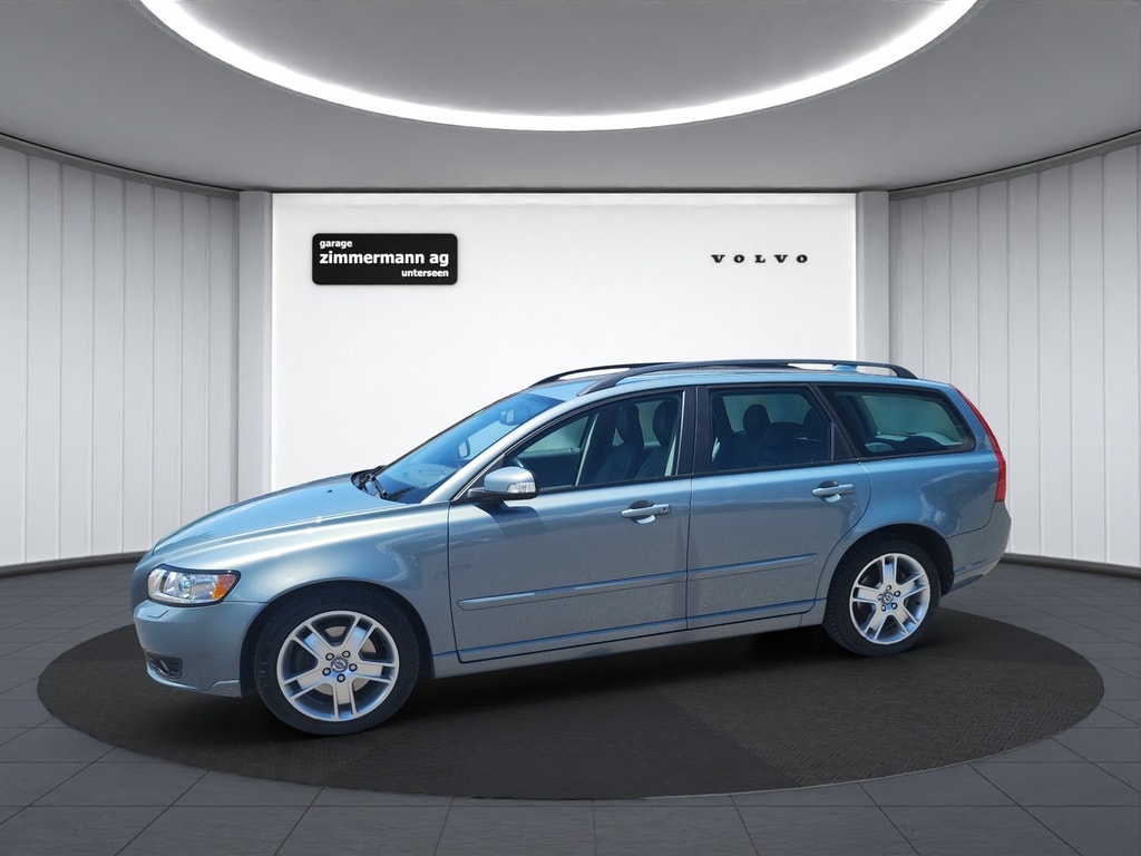 Volvo  2.0 D Summum