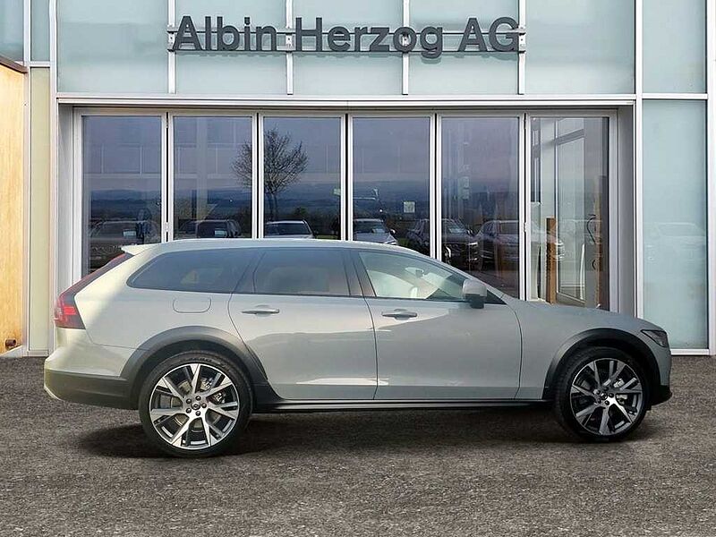 Volvo  Cross Country 2.0 B4 Ultimate AWD