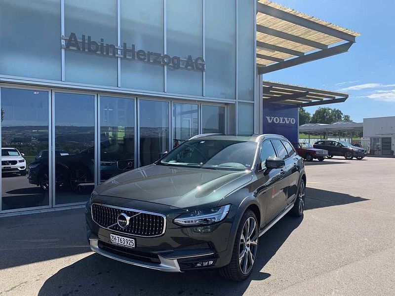 Volvo  Cross Country 2.0 D5 Pro AWD