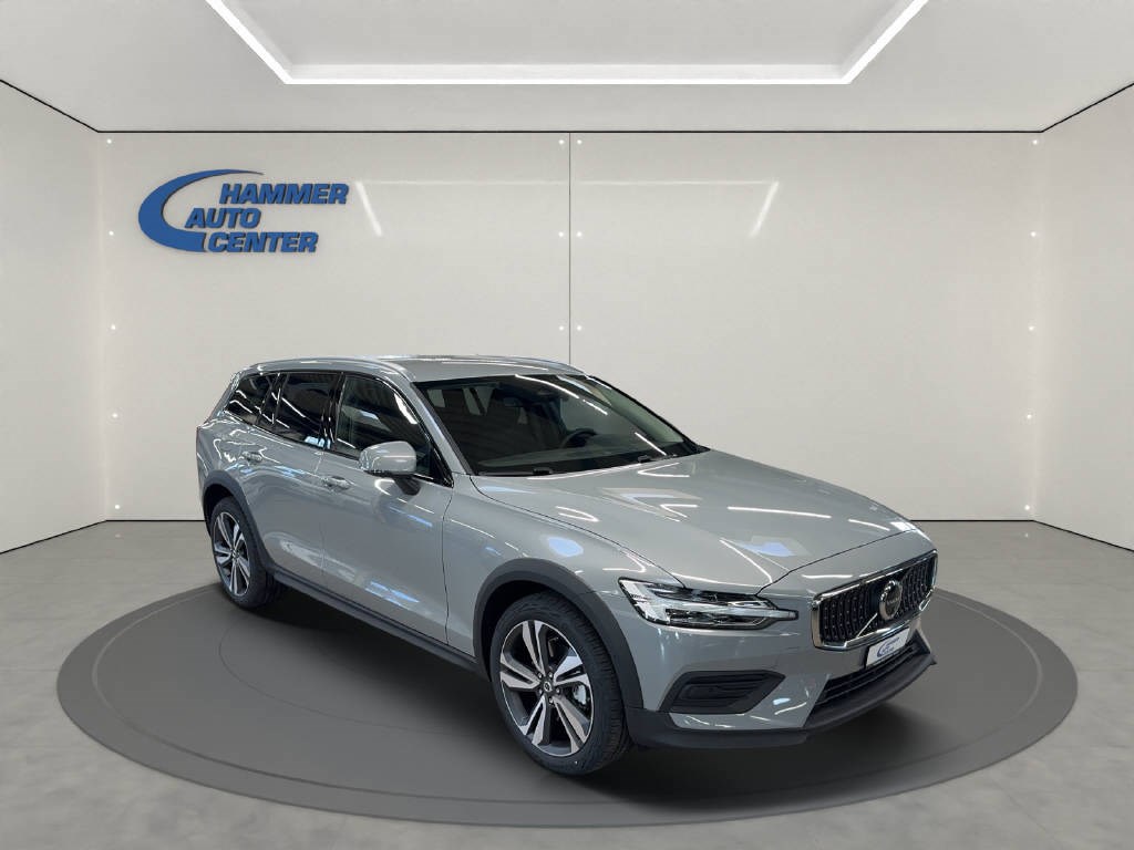 Volvo  Cross Country 2.0 B4 Plus