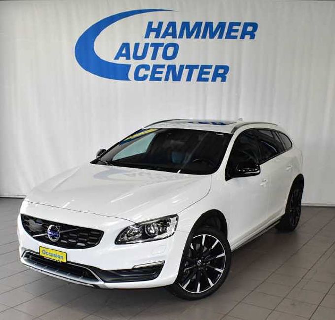 Volvo V60 Cross Country 2.4 D4 Summum AWD S/S
