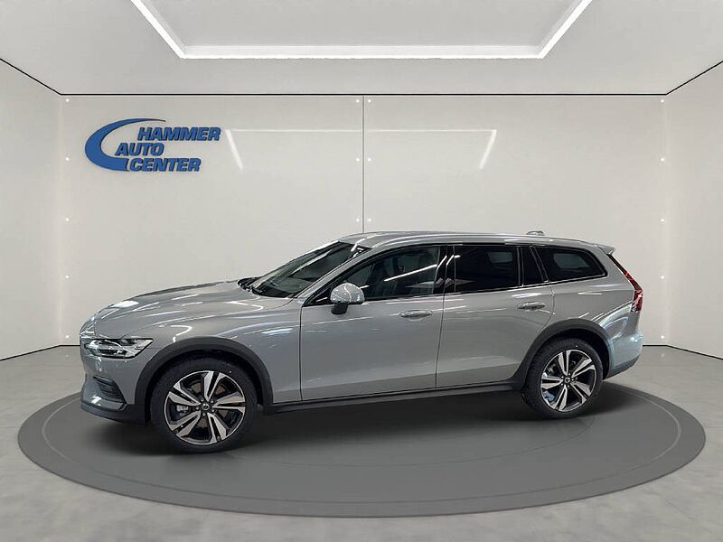 Volvo  Cross Country 2.0 B4 Plus