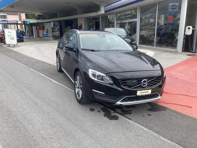 Volvo V60 Cross Country D4 AWD Summum Geartronic