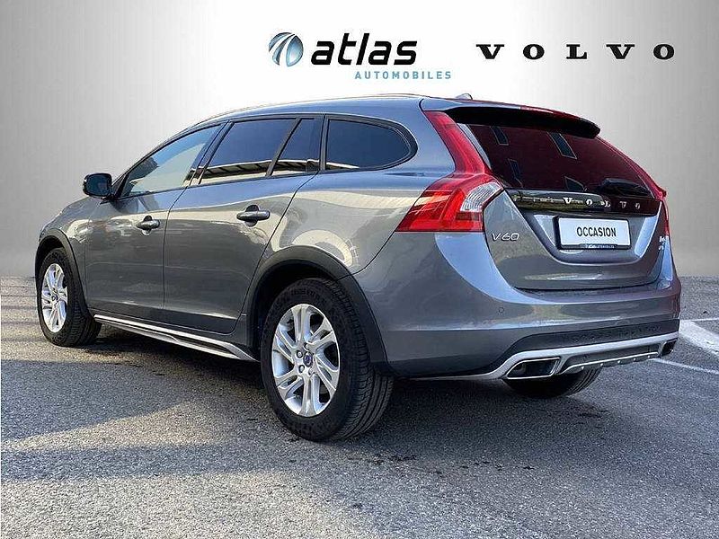 Volvo  Cross Country 2.4 D4 Plus AWD