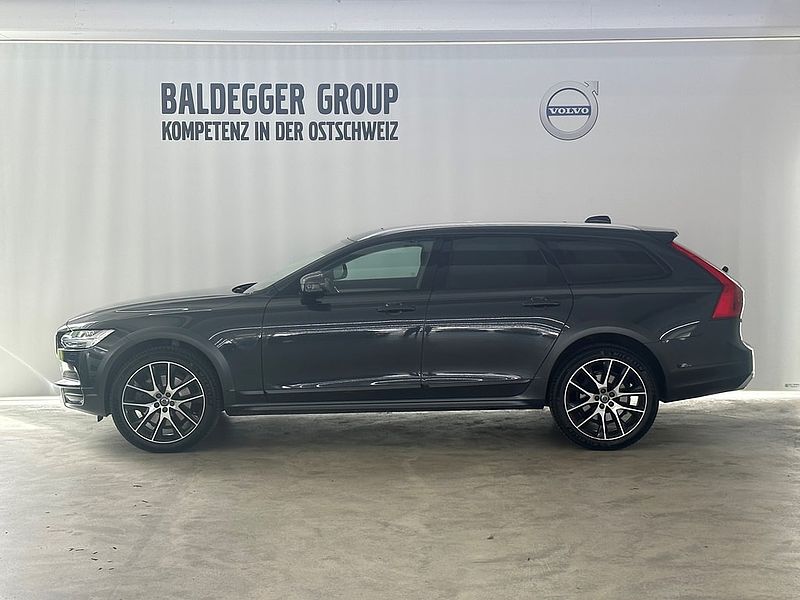 Volvo  Cross Country T6 Pro AWD Geartronic