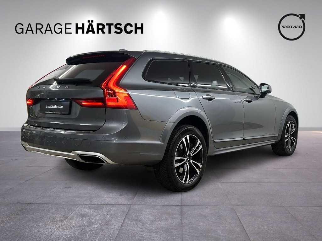 Volvo  Cross Country 2.0 T5 Pro AWD