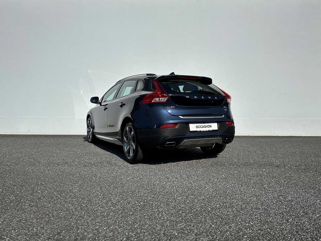 Volvo  CC 2.5 T5 Summum AWD S/S