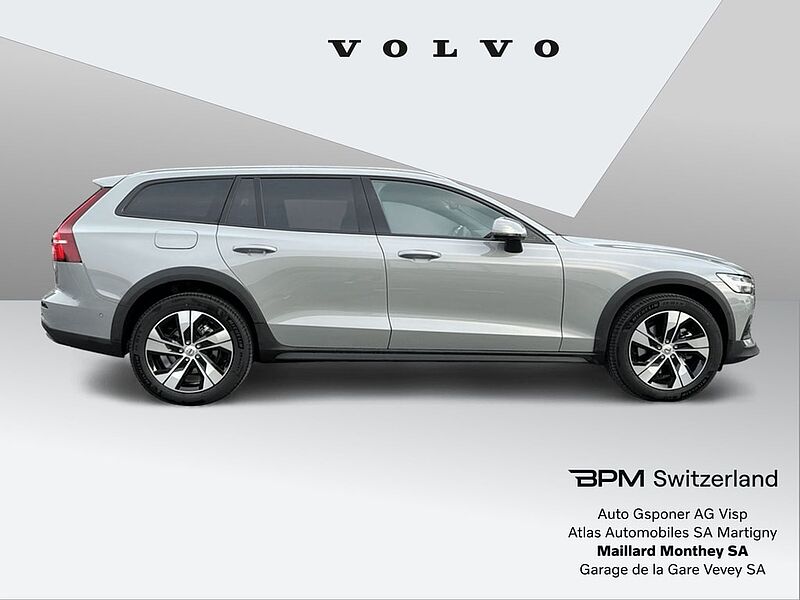 Volvo  Cross Country B4 Mild Hybrid Plus AWD Geartronic