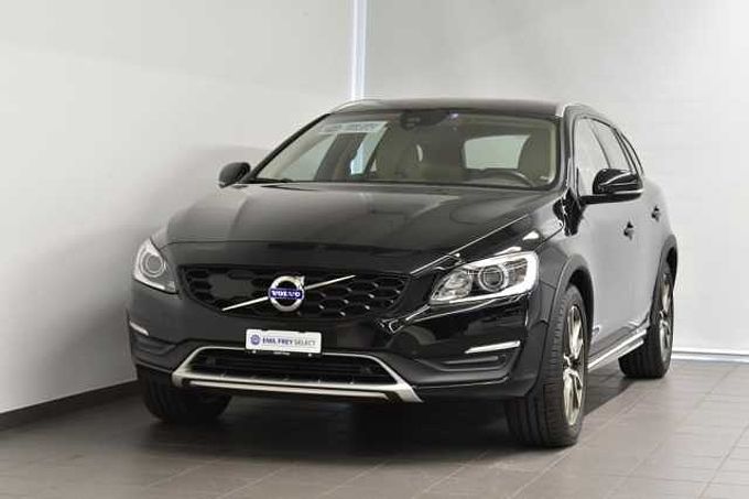 Volvo V60 Cross Country 2.4 D4 Executive AWD S/S
