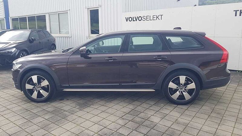 Volvo  Cross Country 2.0 D5 AWD