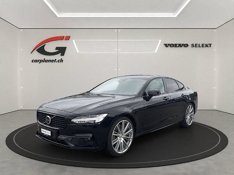 Volvo  2.0 B6 R-Design AWD