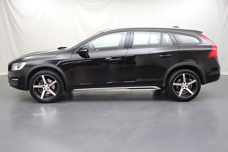 Volvo  Cross Country 2.4 D4 Executive AWD S/S
