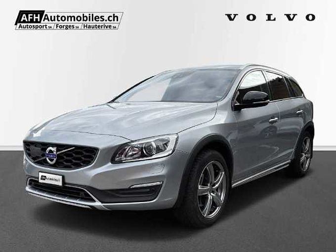 Volvo V60 Cross Country 2.0 T5 Executive AWD S