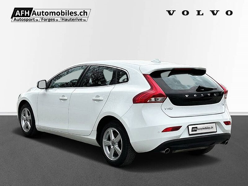 Volvo  2.0 T3 Momentum S/S